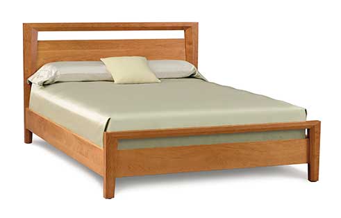 Mansfield Queen Bed in Natural Cherry