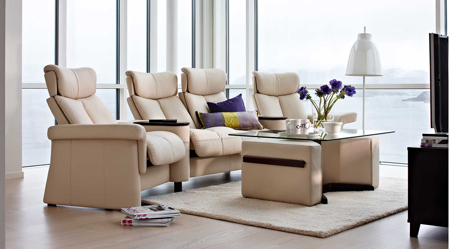 Legend Stressless Sectional