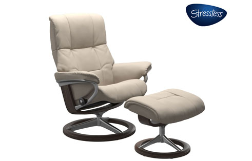 Mayfair Stressless Chair and Ottoman Signature