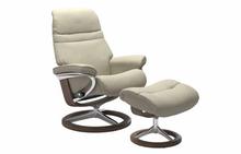 Sunrise Large Stressless Chair and Ottoman with Signature Base in Paloma Light Grey