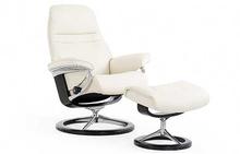 Sunrise Stressless Chair and Ottoman Signature