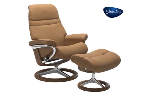 Sunrise Medium Stressless Chair and Ottoman with Signature Base in Paloma Taupe