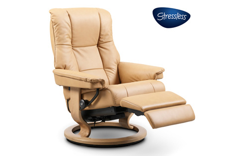 Mayfair Stressless Recliner with Power Leg & Back