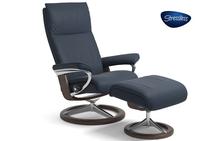 Aura Stressless Chair and Ottoman Signature