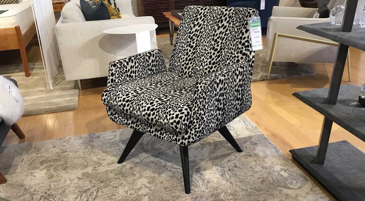 Marshall Swivel Chair in Black and White