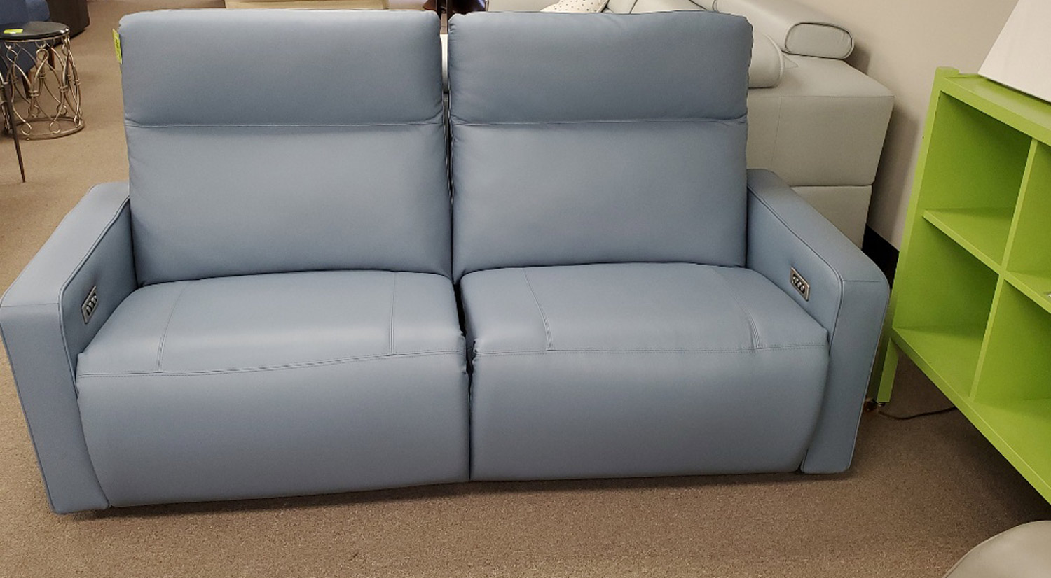 Art Power Reclining Loveseat Power Sofas & Sectionals Elran Clearance Circle Furniture