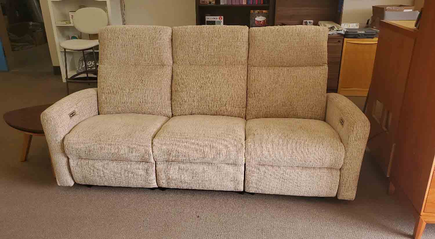 Art Power Reclining Sofa Power Sofas & Sectionals Elran Clearance Circle Furniture
