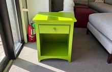 Hanover 1 Drawer Nightstand in Douglas Fir