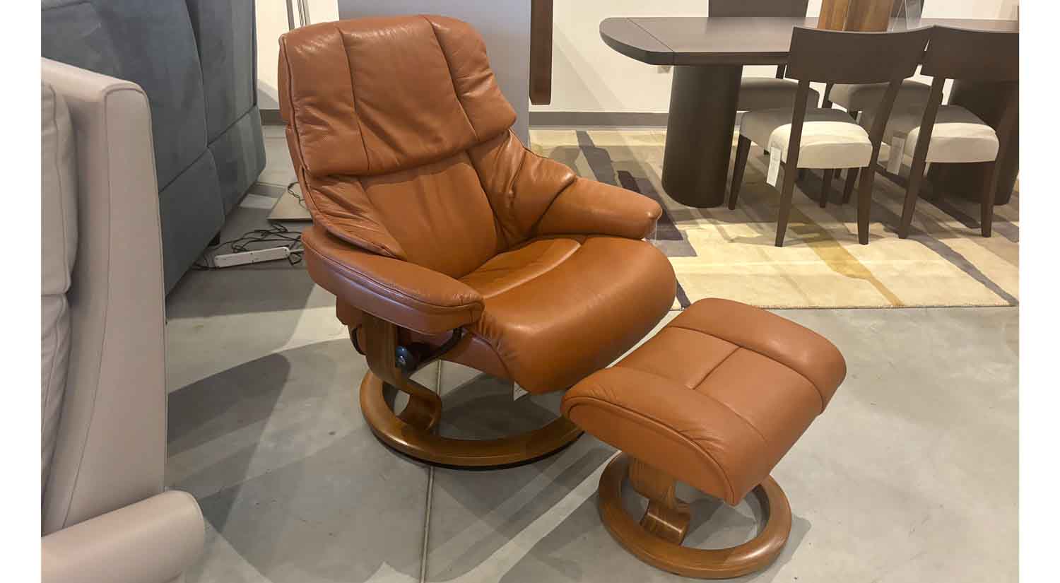 Reno Stressless Chair Signature Balance Adapt Stressless Recliner