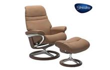 Sunrise Large Stressless Chair and Ottoman with Signature Base in Batick Latte