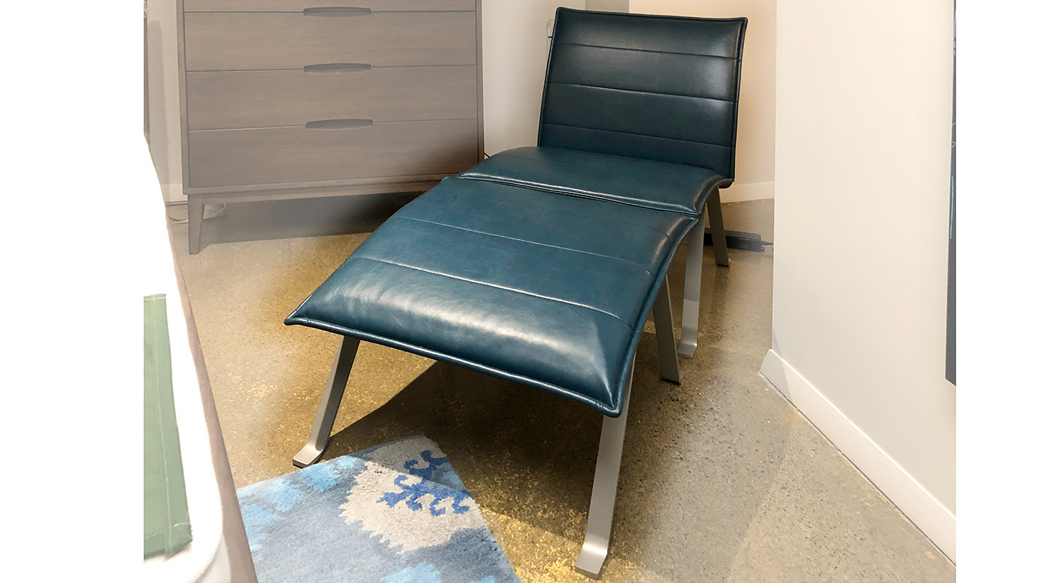 Envy Chair and Ottoman