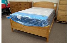 Moondance Shaker Full Bed in Natural Cherry for Mattress and Boxspring