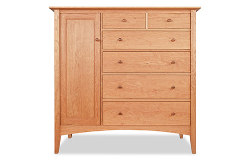 Canterbury Gents Chest by Maple Corner