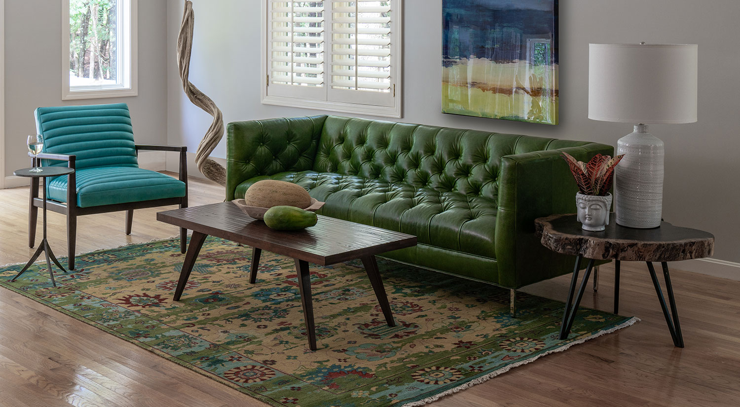 https://www.circlefurniture.com/userfiles/images/alt-view-rooms/harvard-sofa.jpg