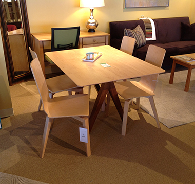 Soma Table & Chairs