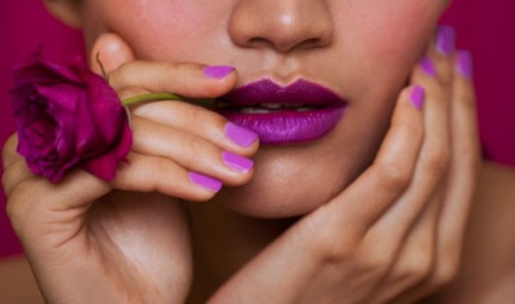 pantone-radiant-orchid-w724